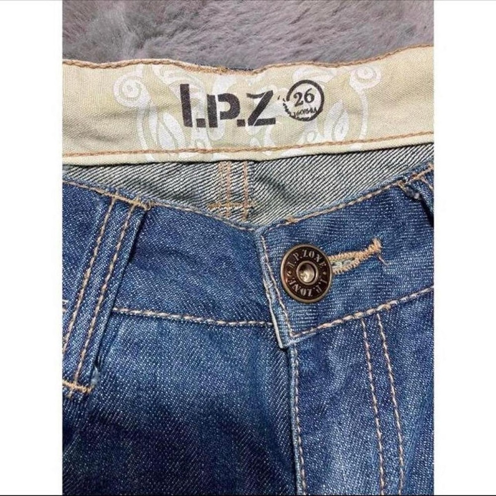 Y2k I.P.Z low rise dark wash bootcut jeans with black rhinestones - Picture 4 of 4